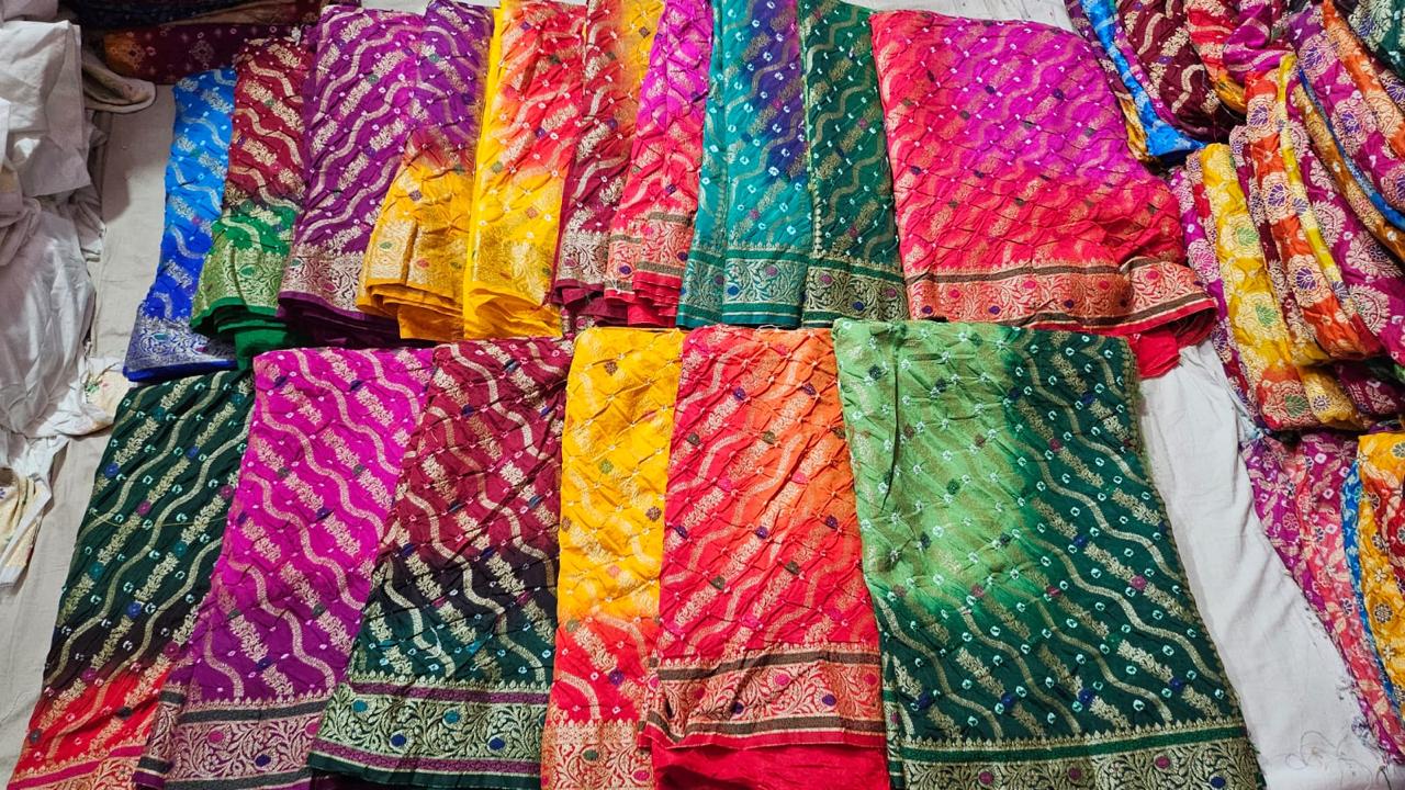 Banarasi Semi Bandhej Dyeable